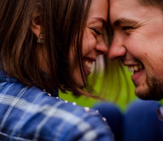 Cute Text Messages for Him: Make Him Smile with Your Words