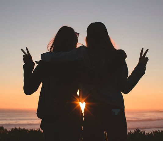 Friends Forever: Heartwarming Quotes about True Friendship