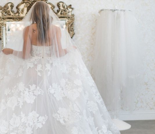 How to Choose Your Wedding Dress as an Indecisive Bride