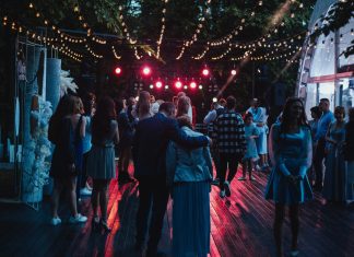 How to Throw a Great Party