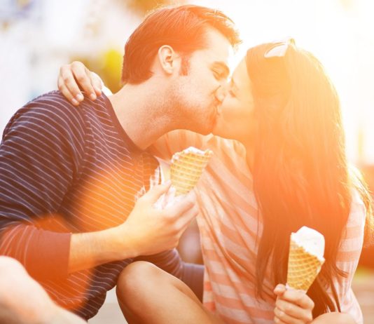 Sending Love: Messages for Every Occasion