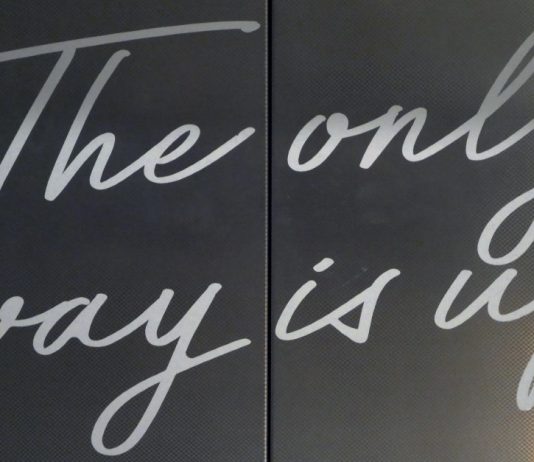 Uplifting Words: Encouraging Texts to Brighten Your Day