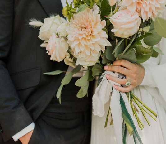 Wedding Messages: Wishing You a Lifetime of Love and Happiness